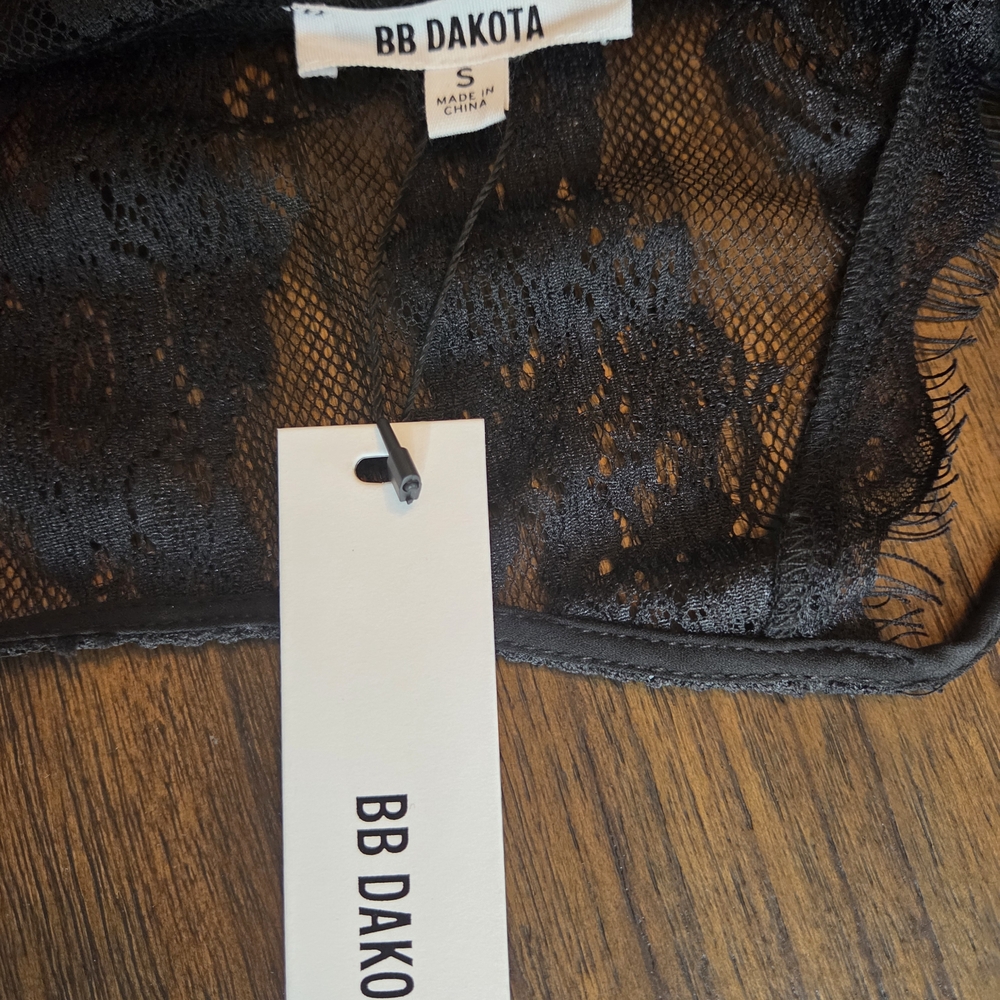 BB Dakota Black Lace Top - Picture 5 of 7